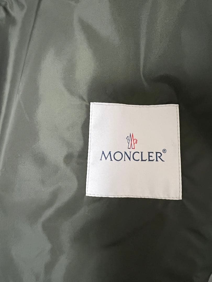 【新品未使用】MONCLER カモフラージュ柄メンズブルゾン