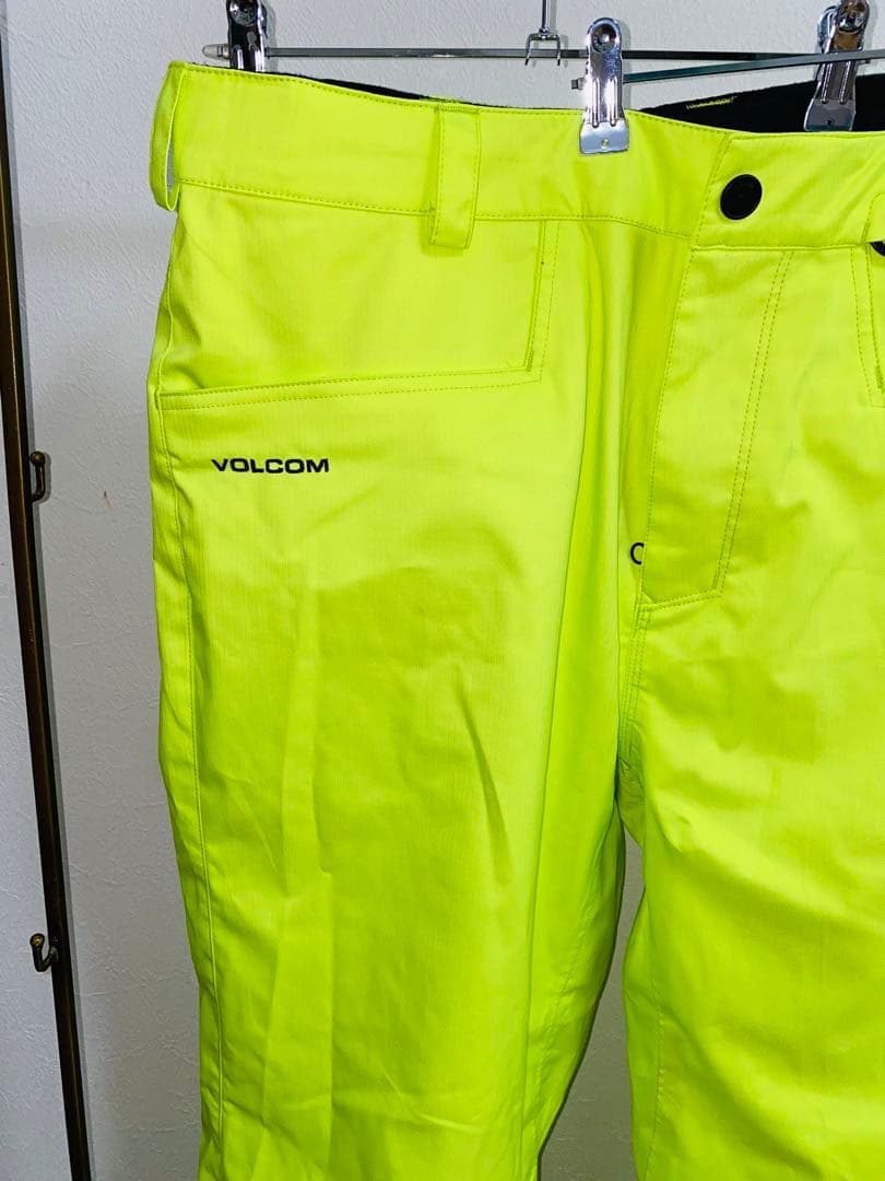 VOLCOM 蛍光イエロー スノーボードパンツ