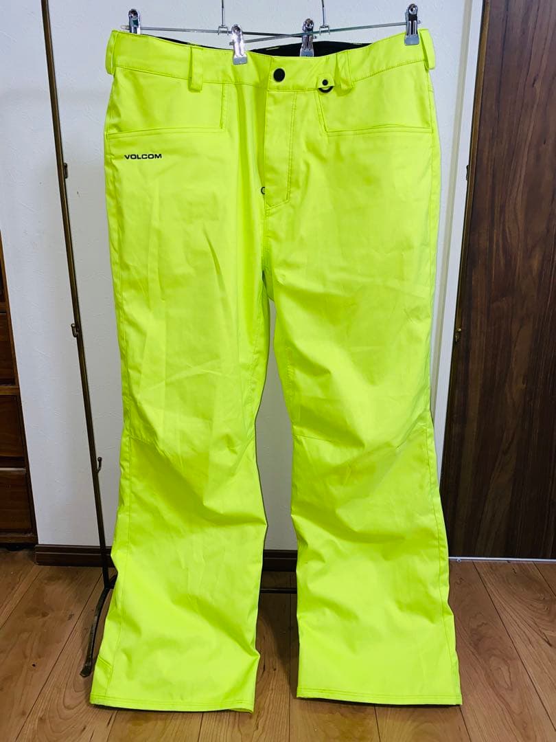 VOLCOM 蛍光イエロー スノーボードパンツ