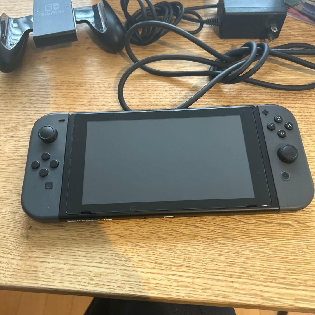 Nintendo Switch本体 + マリオカート8デラックス