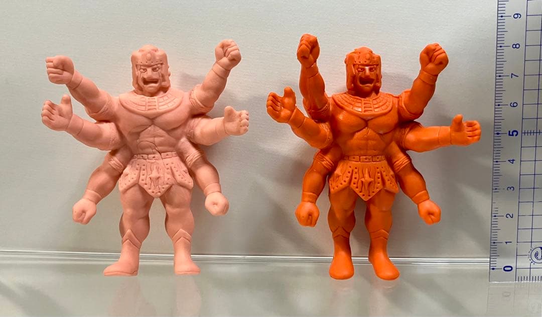 【当時モノ】キン肉マン　消しゴム　アシュラマン　2色　セット　珍色
