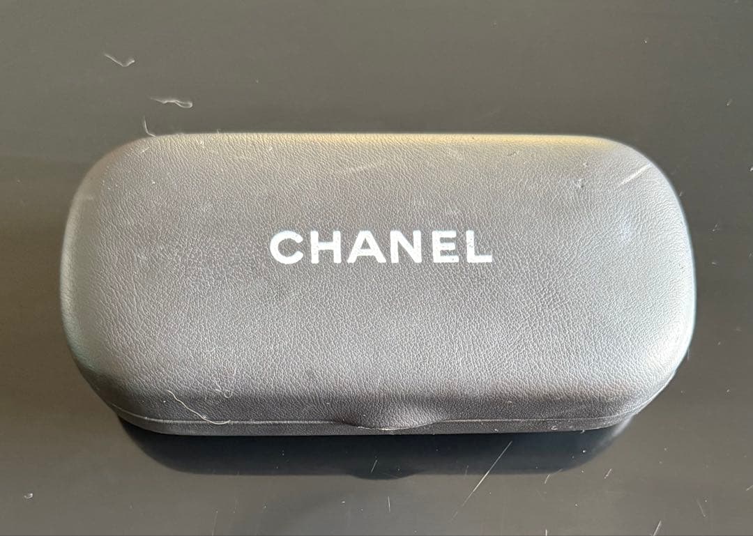 【たくや】　CHANEL ブラウンレンズ サングラス ケース付き
