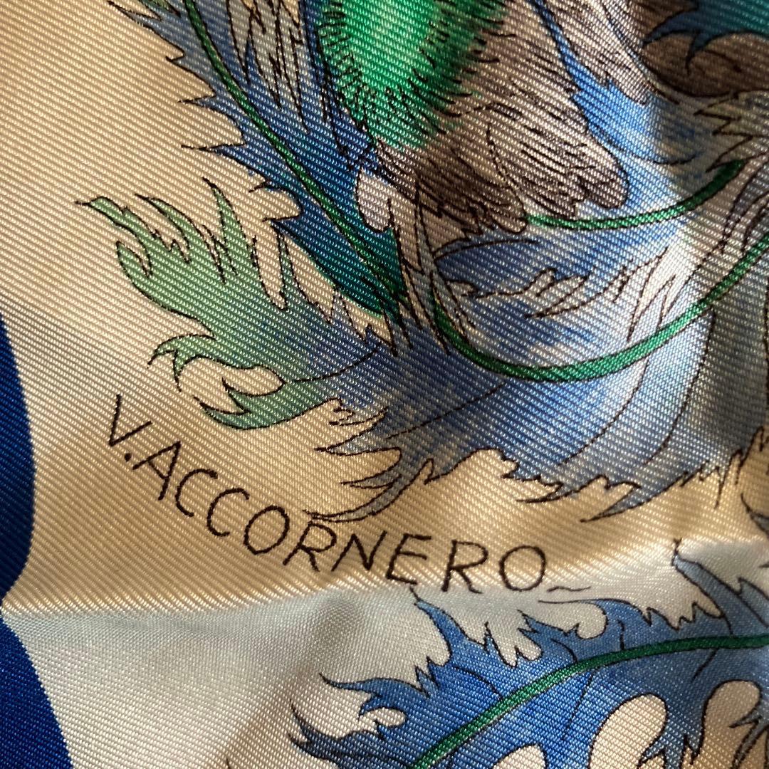 Gucci 花柄 シルクスカーフ