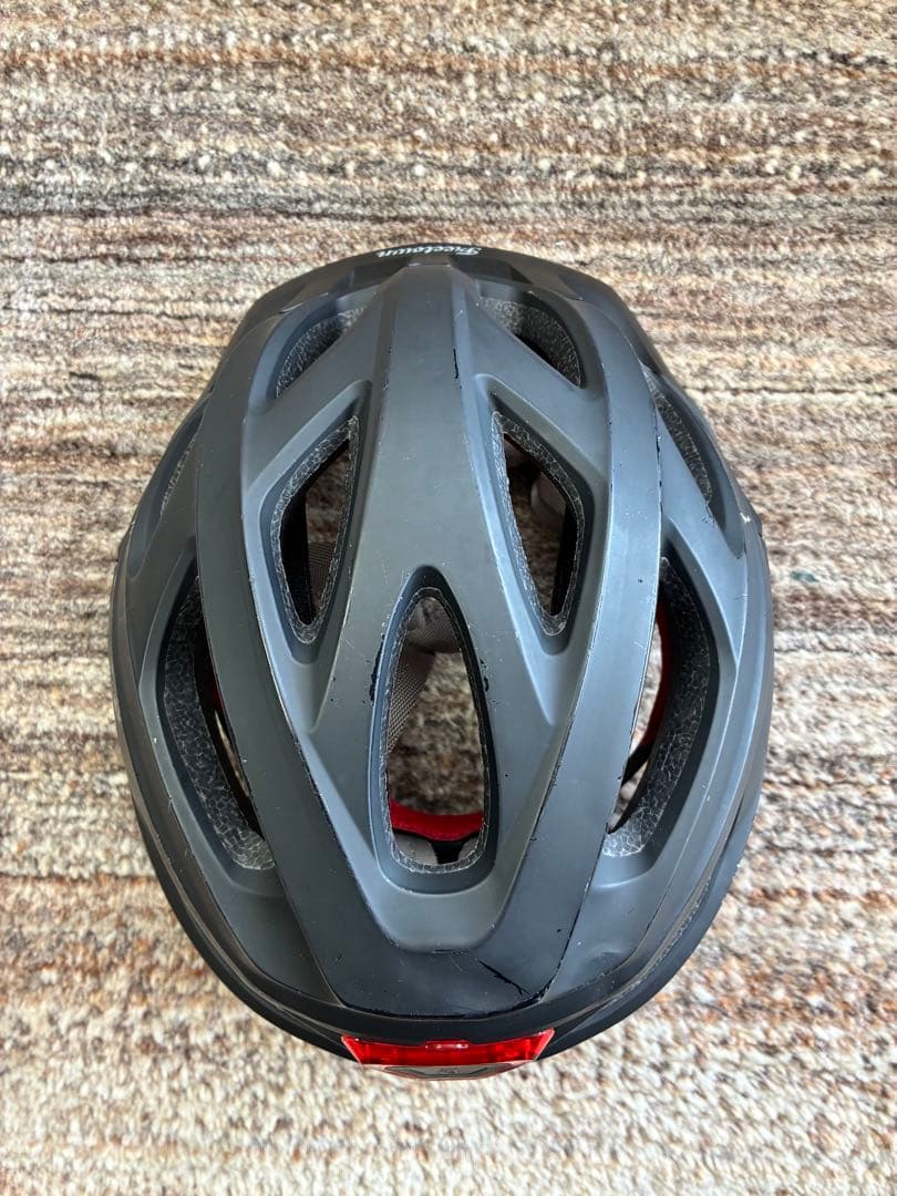 ジュニア自転車　26インチ　マウンテンバイク（ヘルメット付き）