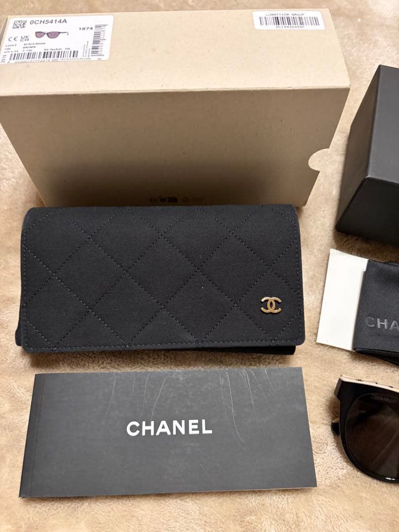 CHANELバタフライシェープベージュ CH5414A 新品同様 フルセット