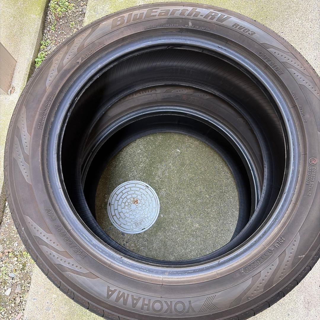 ヨコハマ　2023年製ブルーアースRV03 215/55R17 4本セット送料込