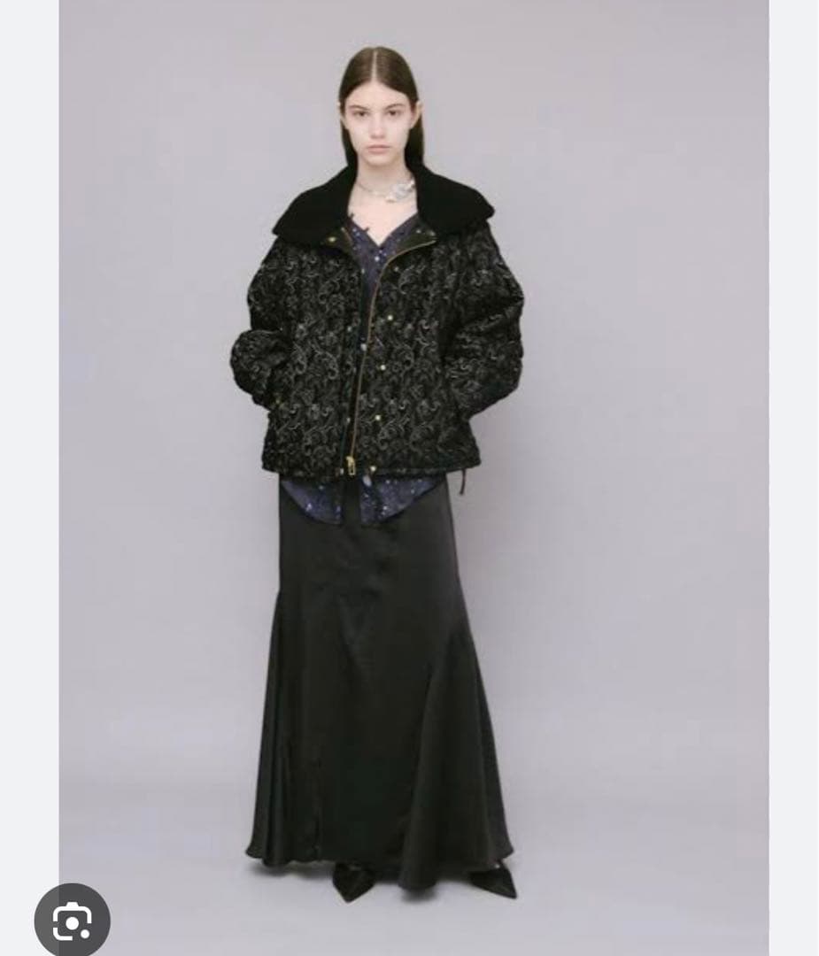 MURRAL　Curvy satin skirt