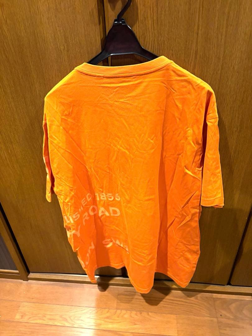 BURBERRY マルチロゴ Tシャツ