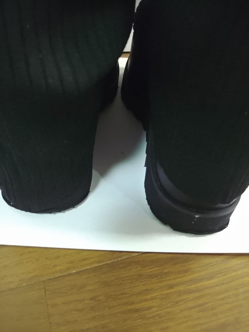 MURUAの黒のルージーソックブーツ