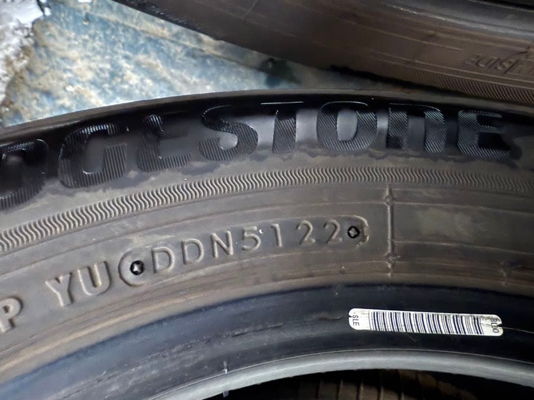 ブリヂストンサマータイヤ175／65R15 84H