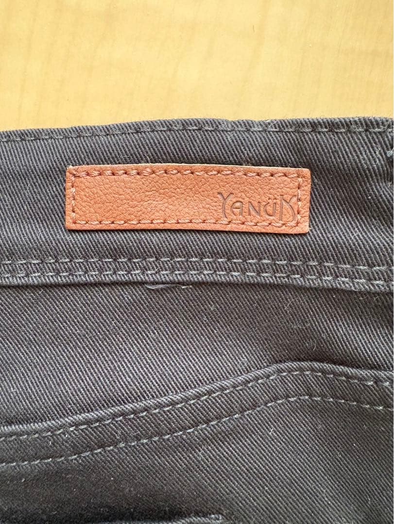 YANUK(ヤヌーク)