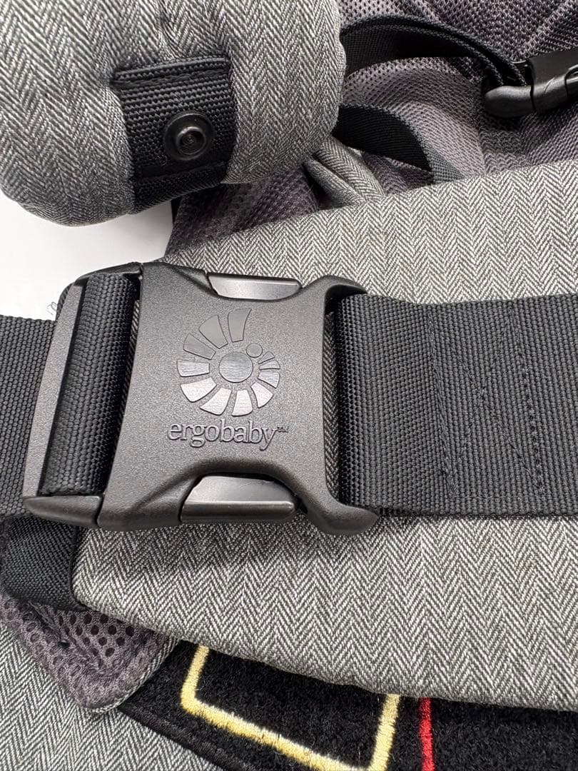 ergobaby OMNI 360 COOLAIRグレー 美品 ギャランティ有り