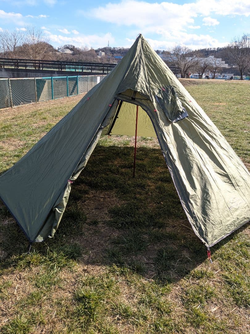 MOUNTAIN CATTLE　ワンポールテント　八角形　煙突穴あり