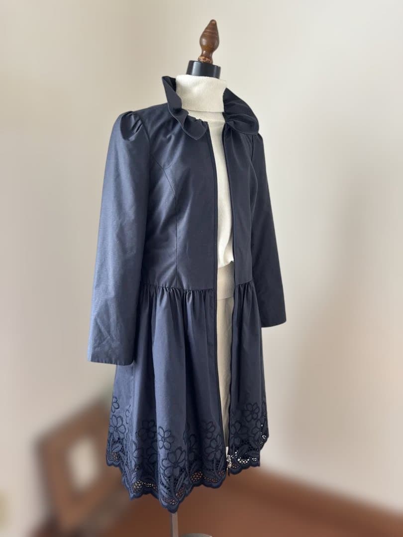 春物ネイビー カットワークレースコート Aライン