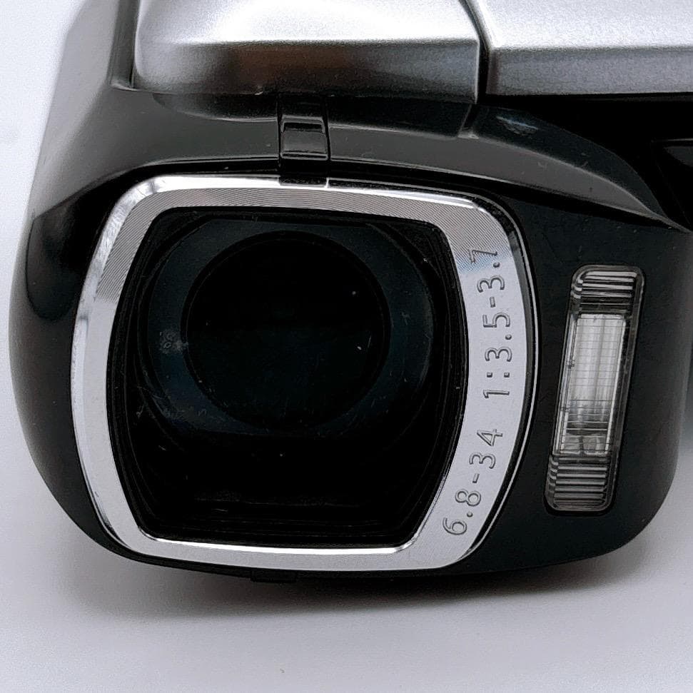 【美品】SANYO デジタルムービーカメラ Xacti DMX-CG11