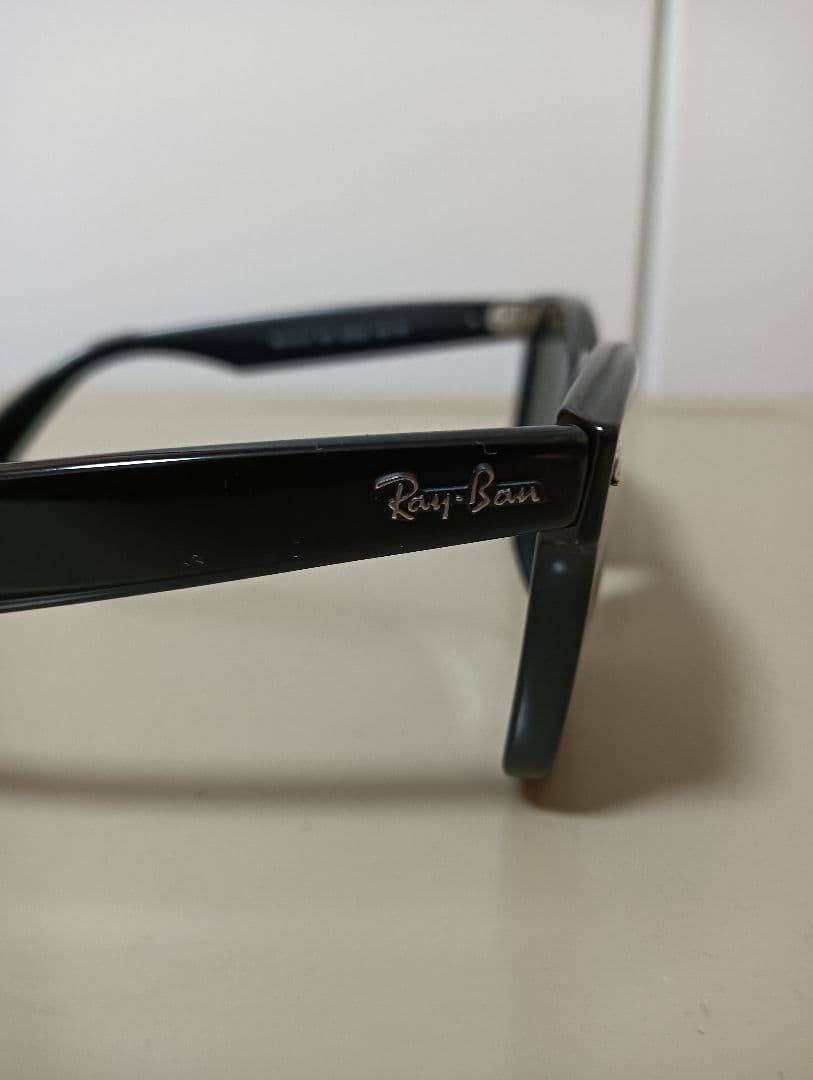 小物 Ray-Ban Wayfarer RB2140F