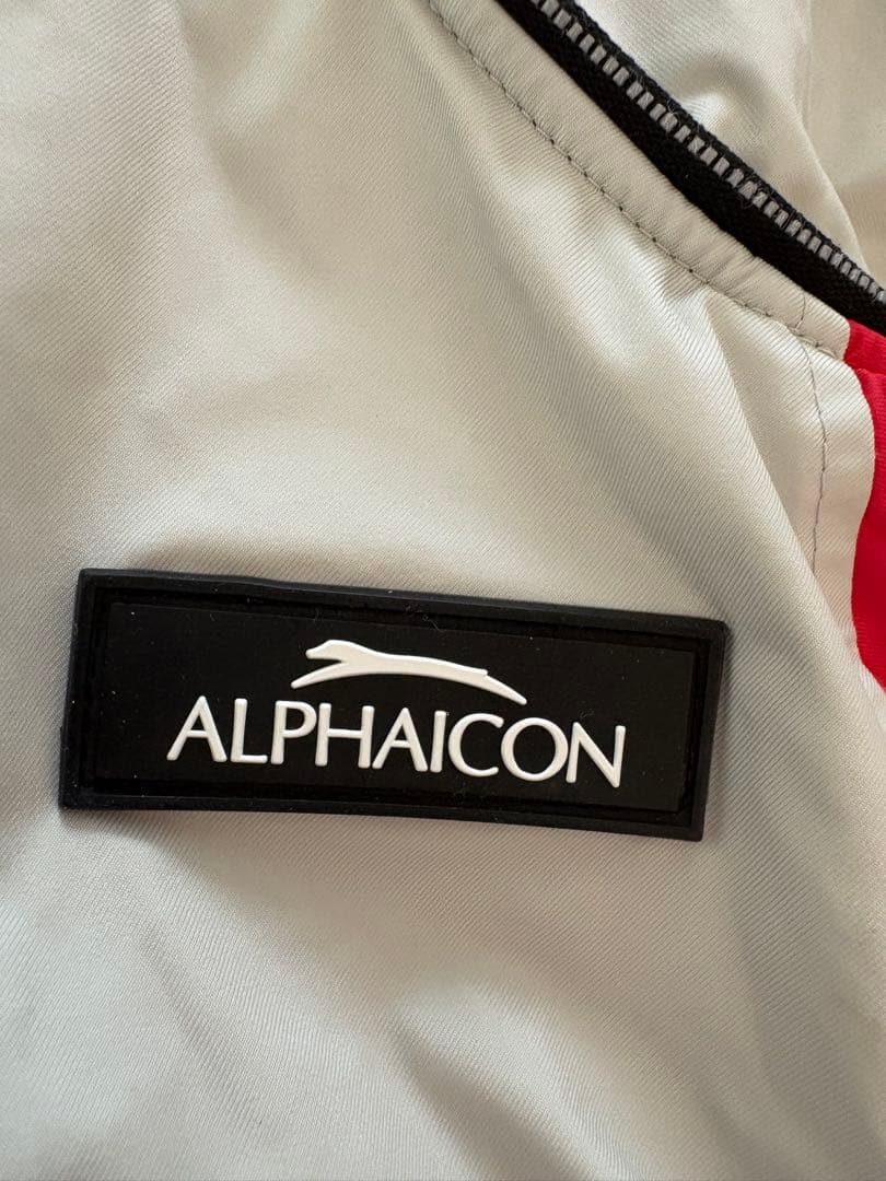 ALPHAICON アルファアイコン　犬用スーツ Mサイズ　犬　冬