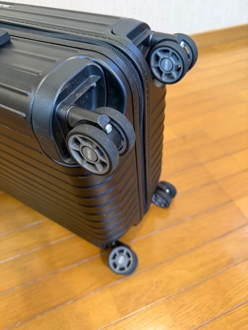 RIMOWA SALSA 32L マットブラック　美品
