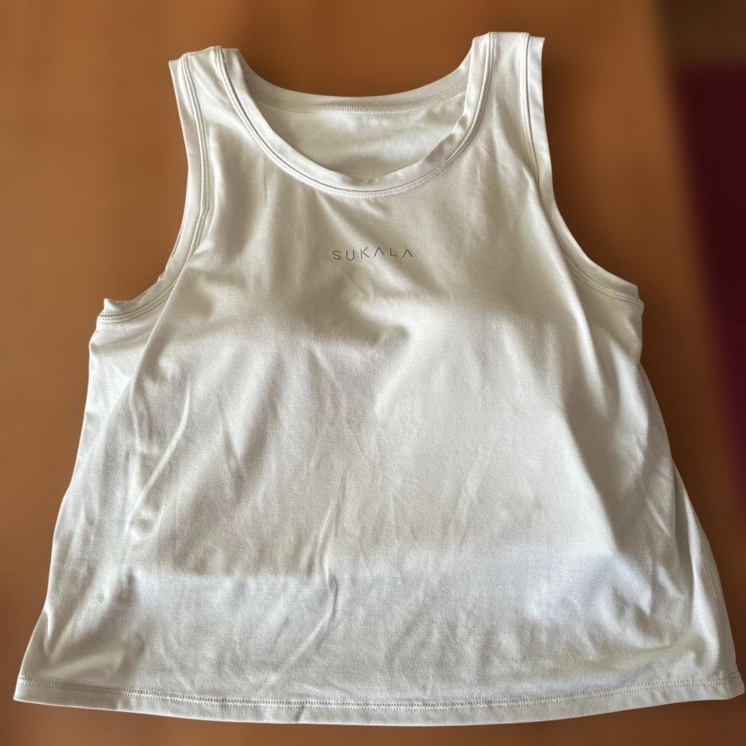 SUKALA カップ付きタンクトップ　lava リントスル　L サイズ