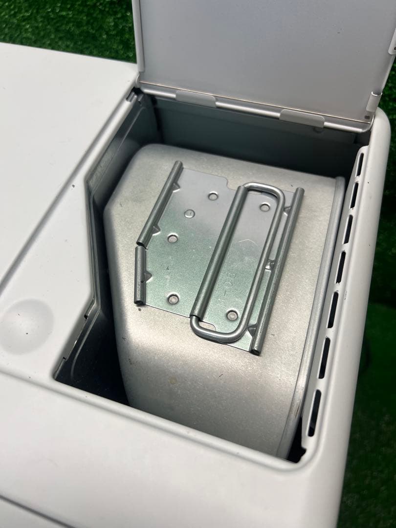 美品高年式　LC-33M(W)マット ホワイト　トヨトミ 　石油ファンヒーター