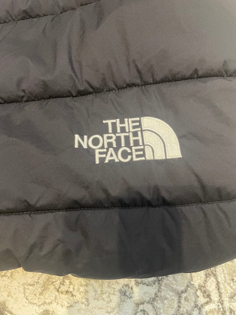 THE NORTH FACE フード付きダウンジャケット