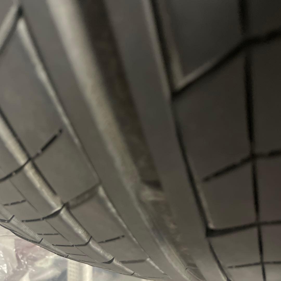 20インチ 245/40/20 タイヤ4本セット