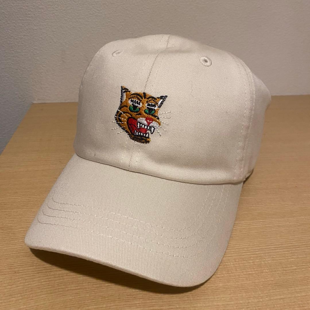 【新品未使用】オニツカタイガー　キャップ