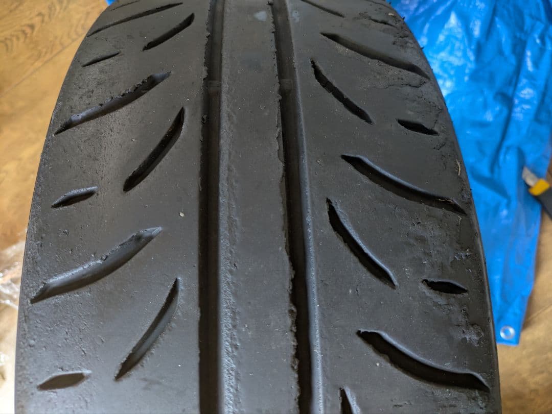 送料込み！ダンロップZⅢ CUP 215/45R17 2本
