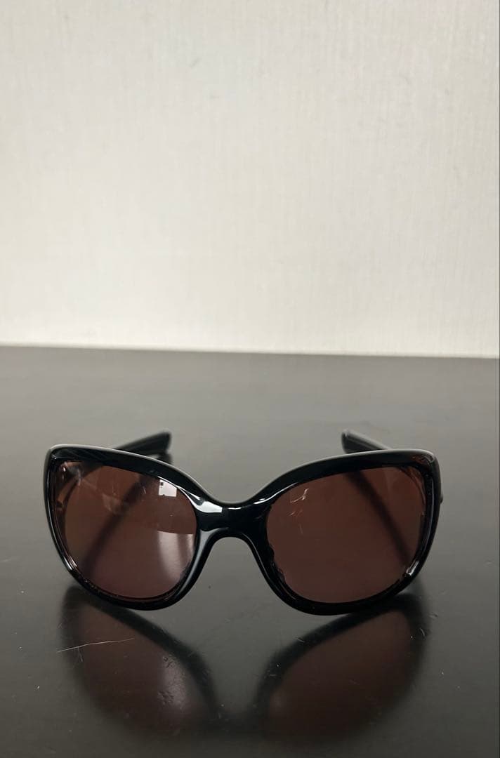 OAKLEY▼オークリー▼ブラウンレンズ＆ブラックフレーム▼サングラス▼中古品