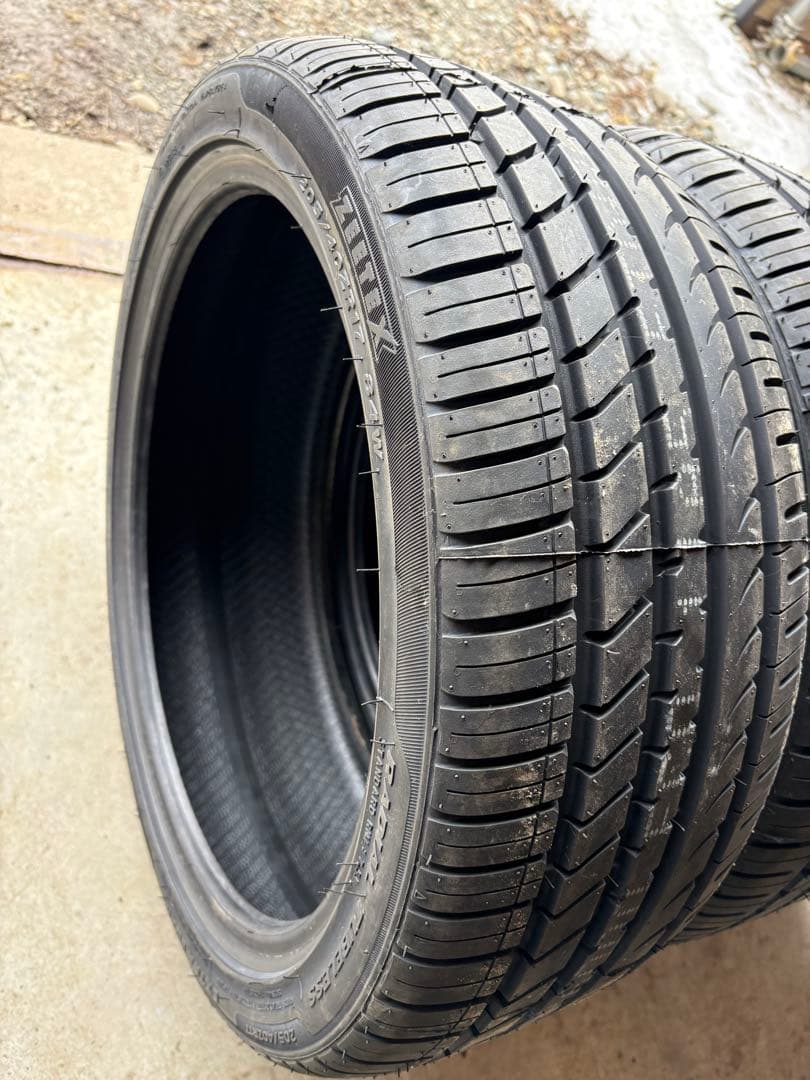 北海道発　新品未使用　205/40R17 ZEETEXサマータイヤ 4本セット