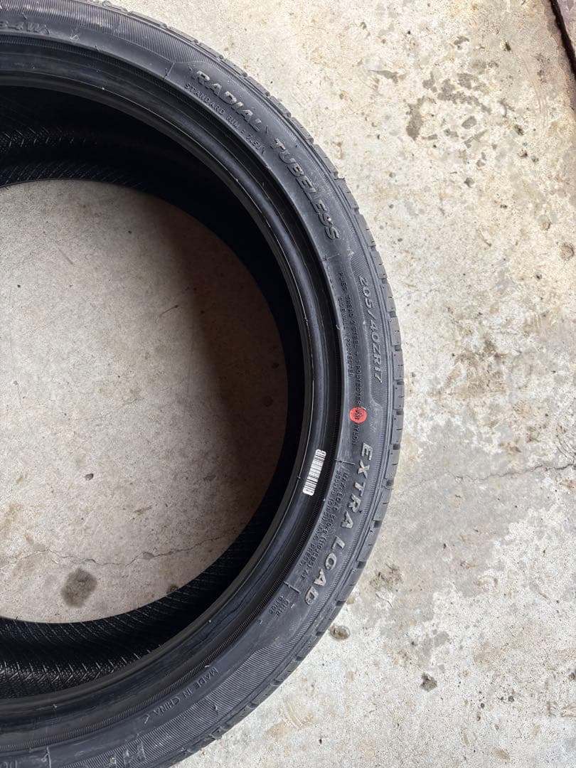 北海道発　新品未使用　205/40R17 ZEETEXサマータイヤ 4本セット