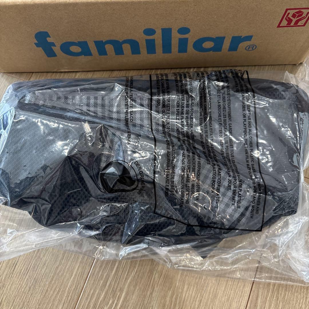 【完売品】familiar×NEW ERA ボディバッグ ファミリア ニューエラ