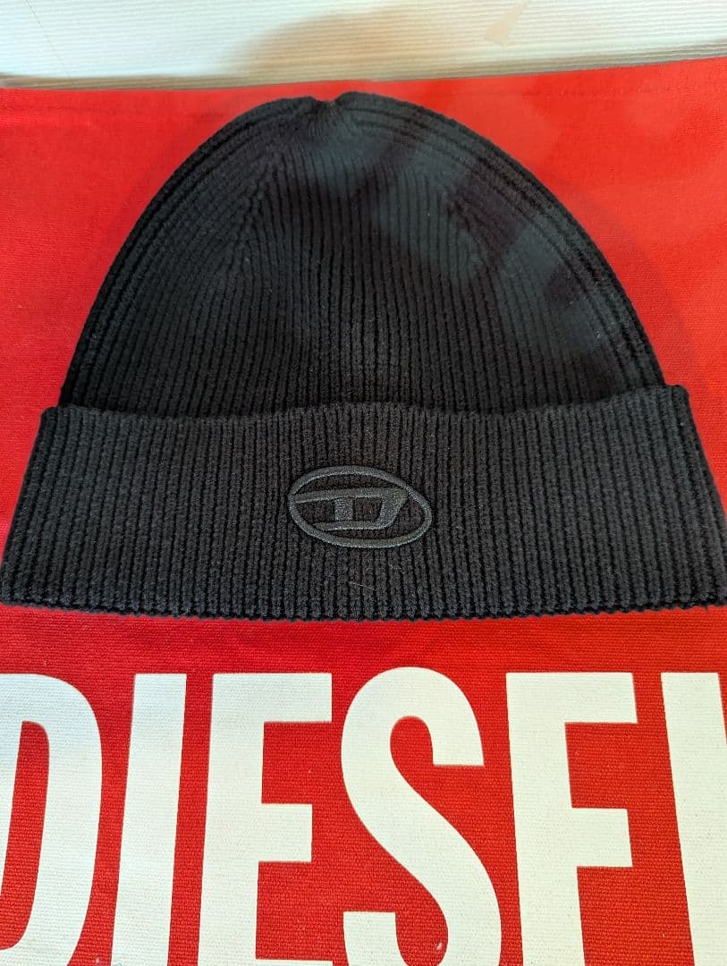 DIESEL 未使用美品 グレン期モデル オーバルDニットキャップ