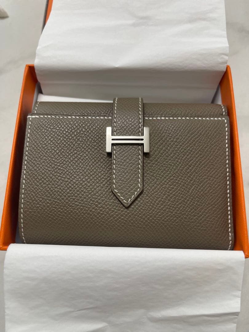 美品　HERMES ベアンコンビネ　エトゥープ　財布