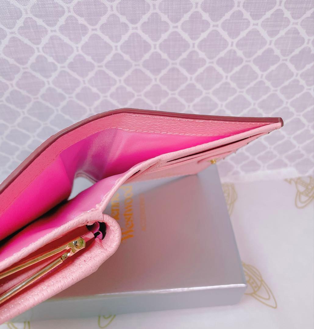 【可憐♡ショッパー付】新品 Vivienne Westwood 二折財布