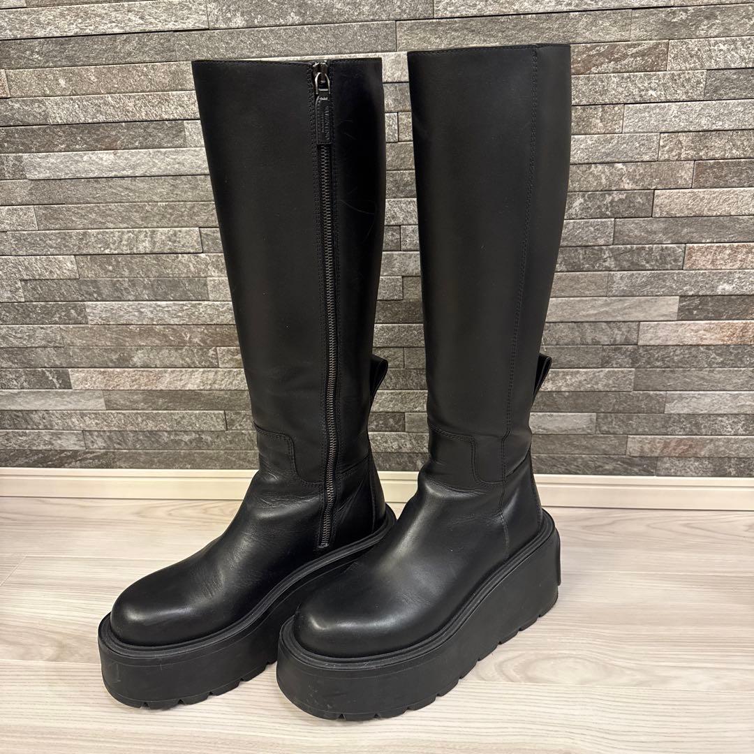 美品 ヴァレンティノ ユニークフォーム カーフブーツ