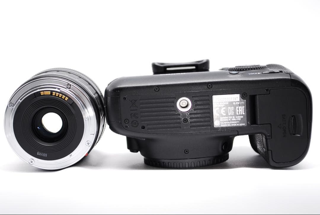 軽量フルサイズ機✨Canon EOS 6D✨ボケ感を楽しむ✨一眼レフカメラ✨