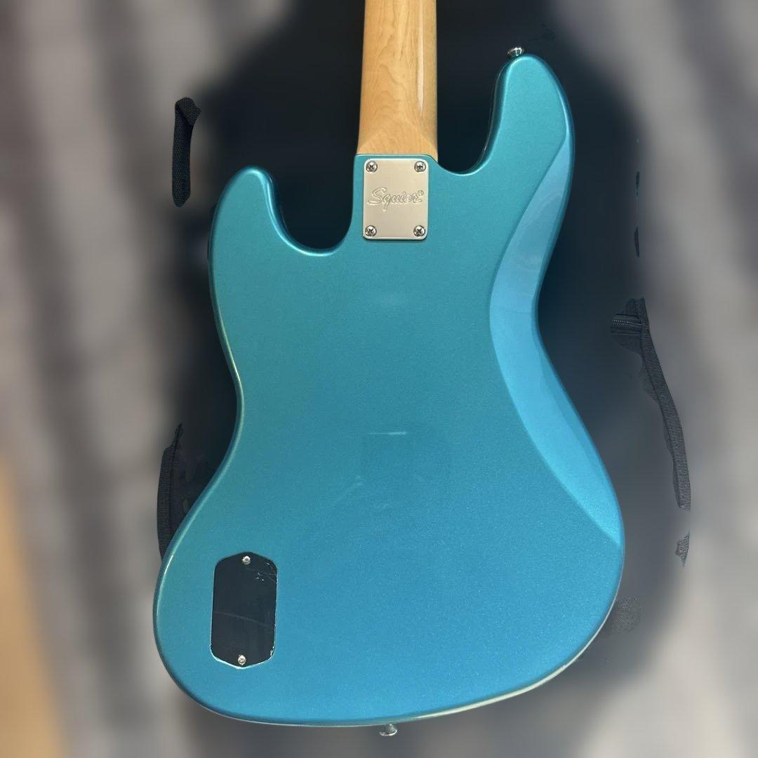 u*s様 SQUIER 5弦ベース　美品