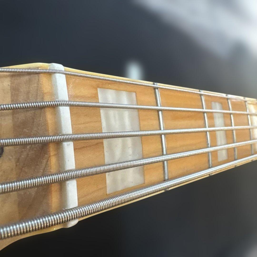 u*s様 SQUIER 5弦ベース　美品