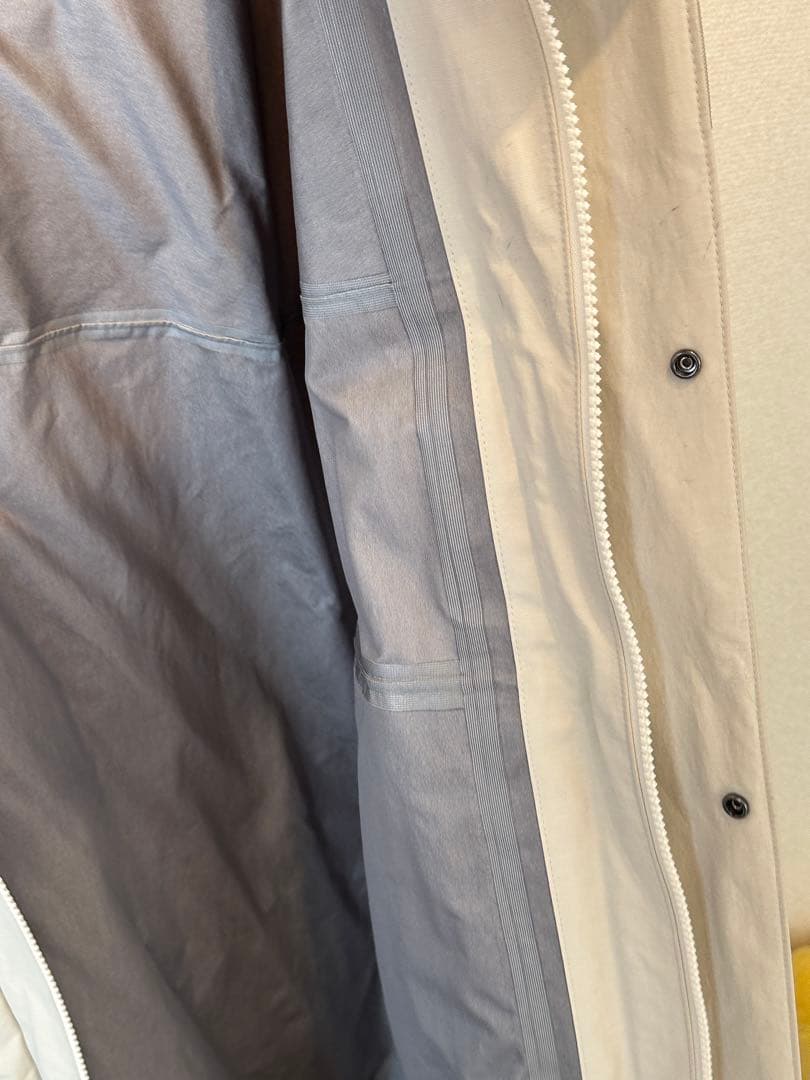 ヘリーハンセン　防水ロングコート