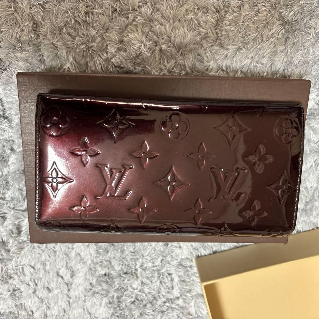 LOUIS VUITTON長財布　ヴェルニ　ポルトフォイユサラ　ボルドー