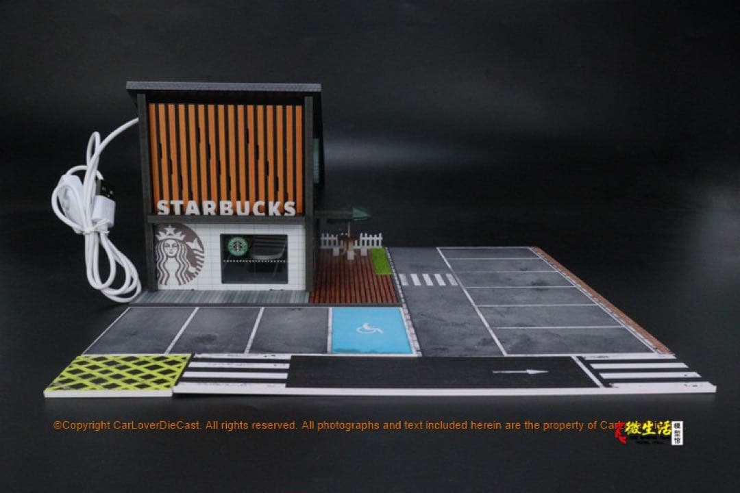 スターバックス ジオラマ 点灯 組立式　駐車場付き 1/64ミニカーガレージ