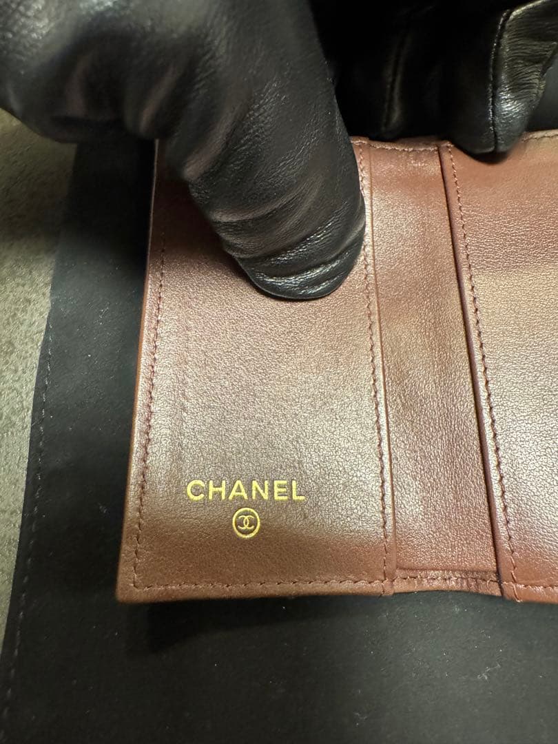 『美品』CHANEL マトラッセ　三つ折り財布　早いもの勝ち