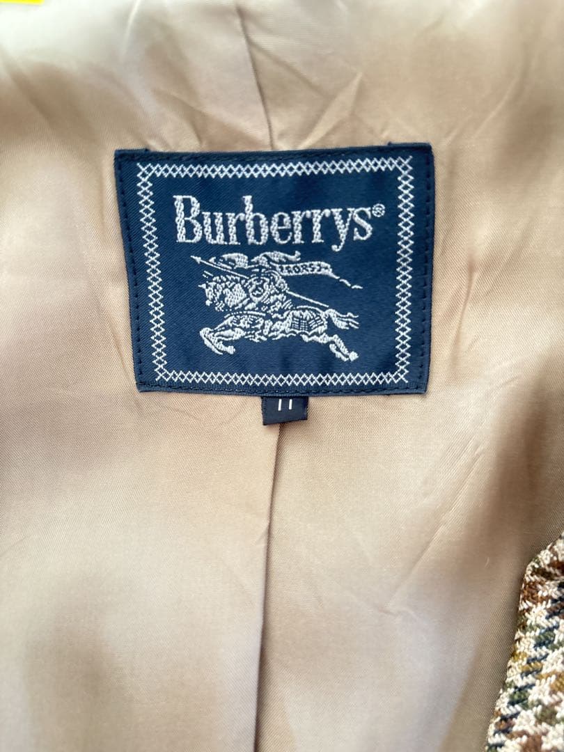 【クリーニング済み】Burberry ジャケット