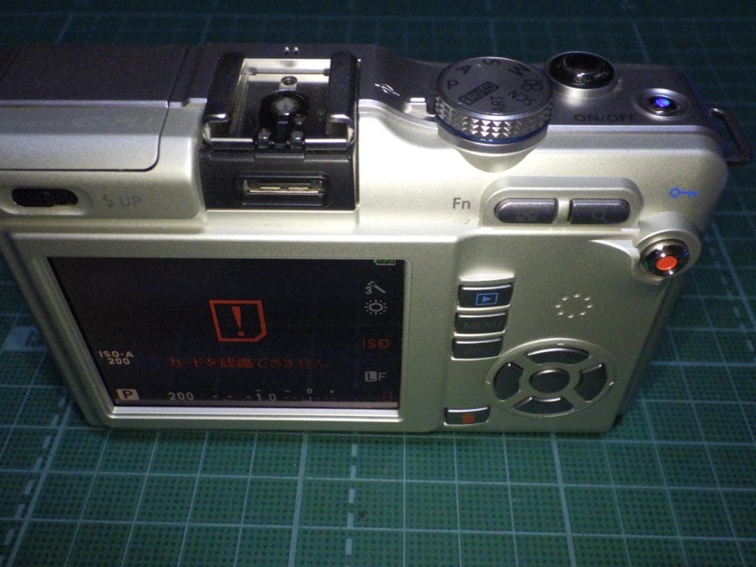 エラー無し！動作確認済！現状品 PEN E-PL1オリンパス 純正バッテリー付属