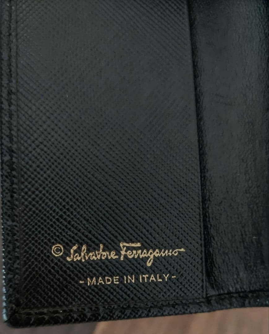 Salvatore Ferragamoフェラガモ キーケース 黒 レザー