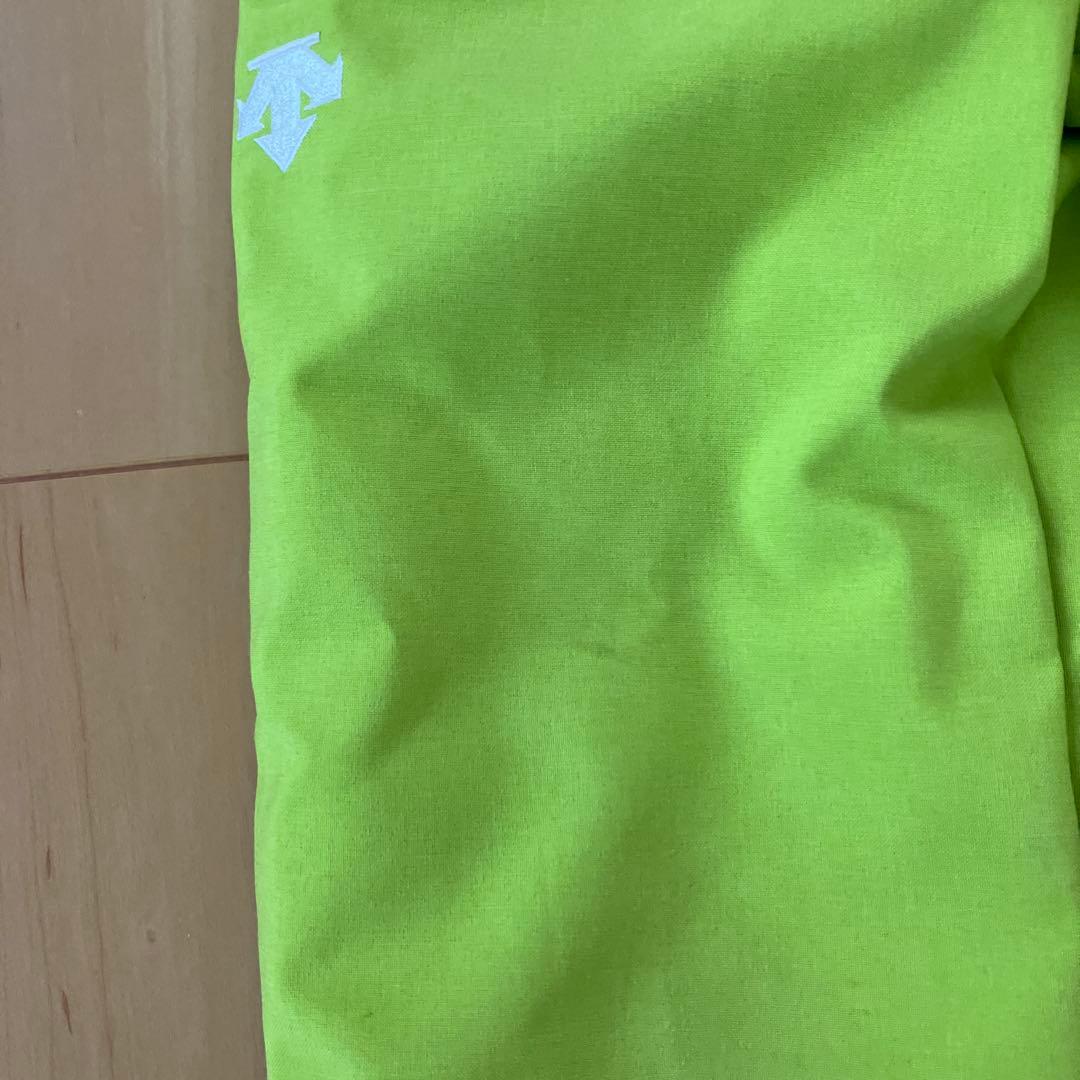 くまこ　デサント 迷彩柄 スキーウェア 上下セット 110