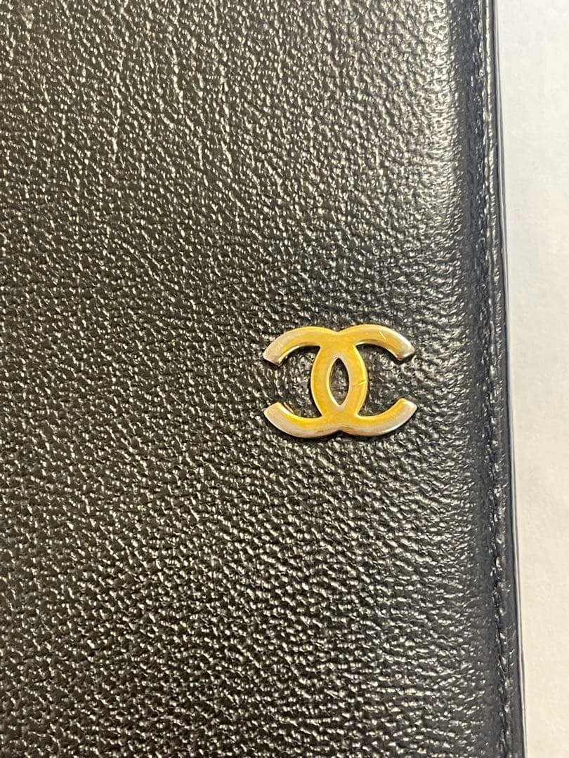CHANEL 黒 レザー パスポートケース　財布