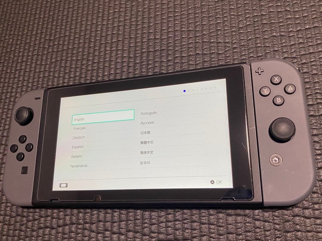 【美品】ニンテンドー　スイッチ　本体