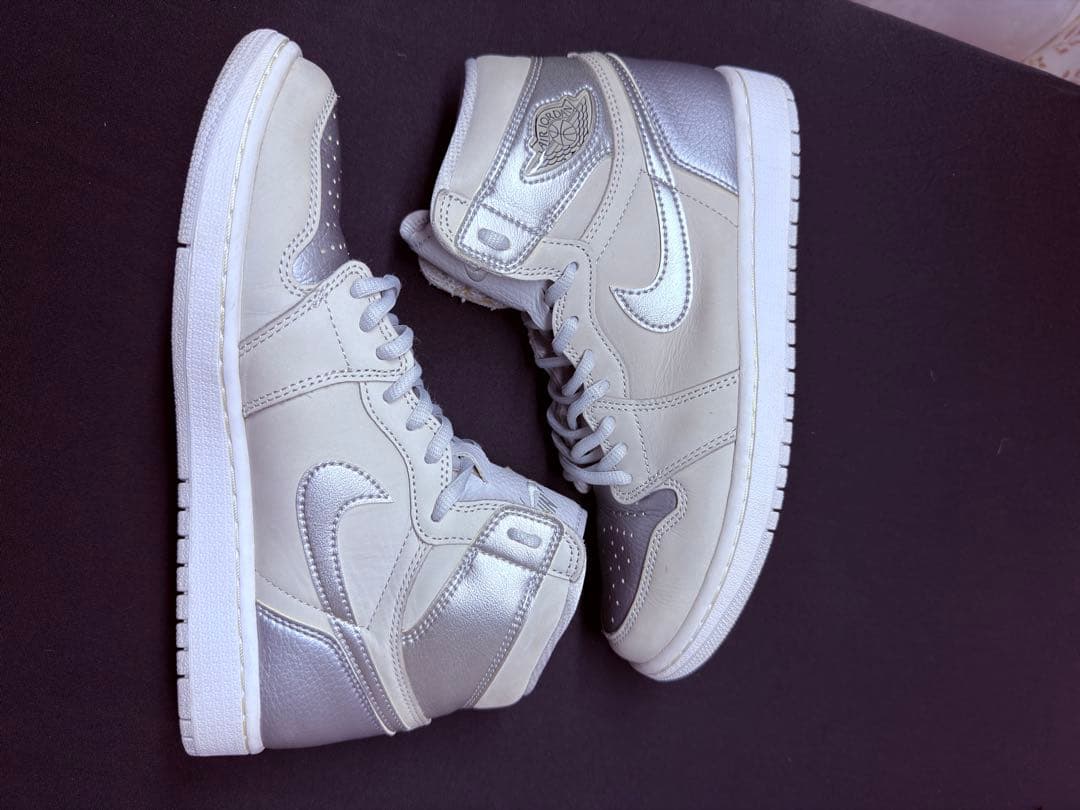 Nike Air Jordan 1 MID シルバー DC1788-029 美品